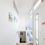 2 Seasons, High Five Apartment